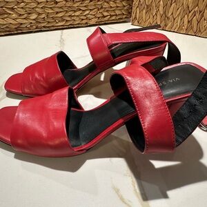 Via Spiga Red Open-Toe Blocked Heels